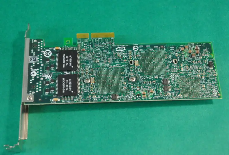 Intel Gigabit VT Quad Port Gigabit Ethernet Network Adapter 0YT674 9404PT 82575G