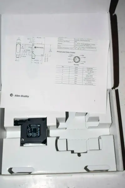 PHOTOSWITCH 45CLR-5JPC1-D8