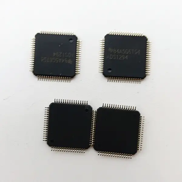 tranzystor mosfet układ scalony ADS1294IPAG układ scalony AFE 4 CHAN 24BIT 64TQFP