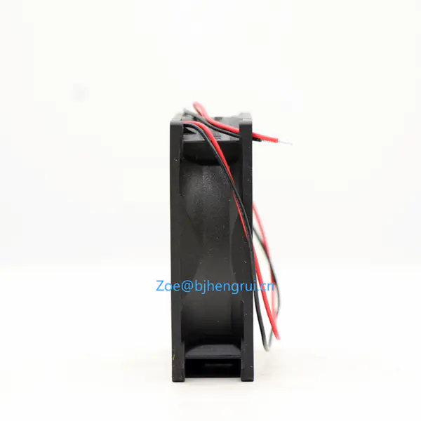 ADDA AD08024UB257104 24 V DC 80 mm Wodoodporny wentylator bezszczotkowy IP68 Chłodzenie 47 CFM