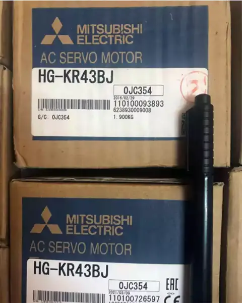 Silnik serwo Mitsubishi HG-SR352J HGSR352J