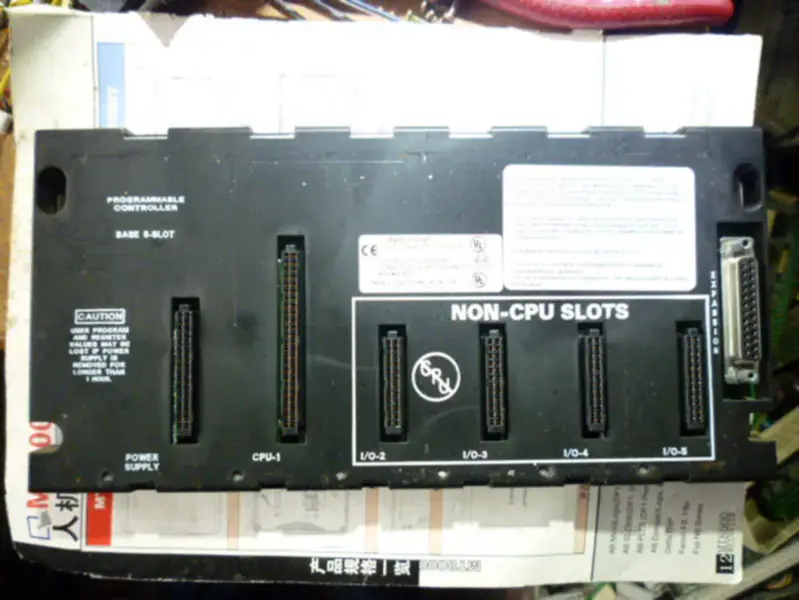 GE Fanuc PLC serii 90-30 IC693CHS397J