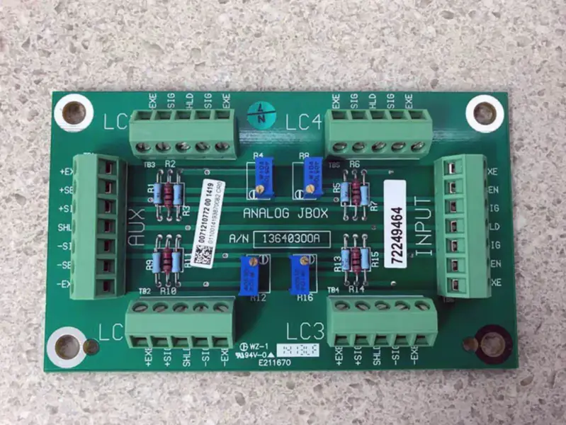 Analog JBox 13640300A