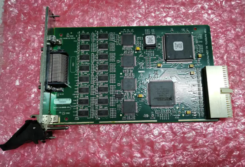 NI PXI-8430 Karta szeregowa 2/4/8/16 RS232 do szybkiej komunikacji