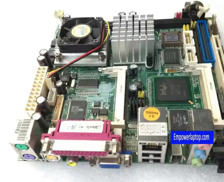 Przemysłowa płyta główna COMMELL LV-675 MiniITX