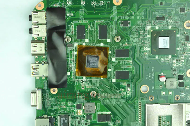 Płyta główna Toshiba A000079330