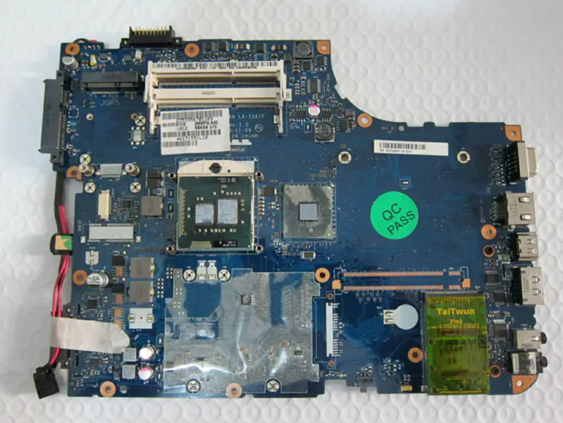 Płyta główna Toshiba K000093550