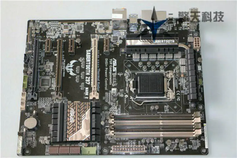 Płyta główna Asus SABERTOOTHZ97