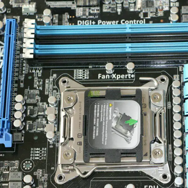 Płyta główna Asus P9X79LE