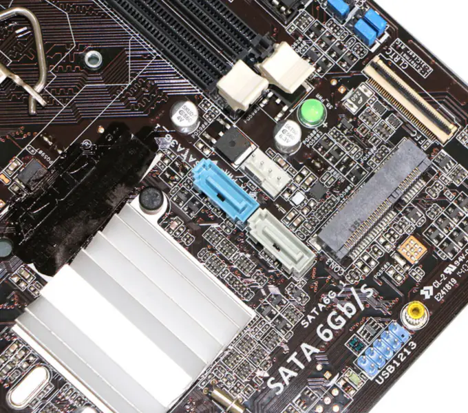 Płyta główna Asus P8Q773LBT1AG