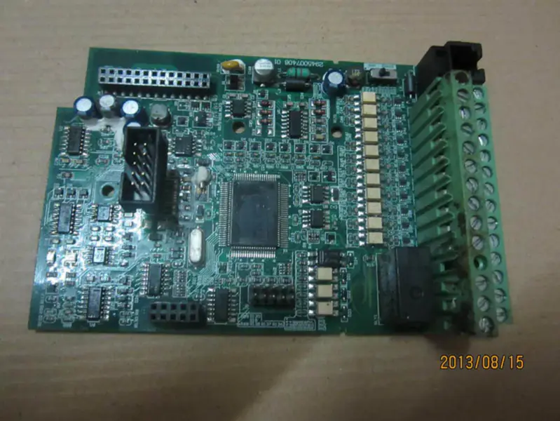 Delta CPU VFD-B 380V 0,75 1,5 2,2 kW