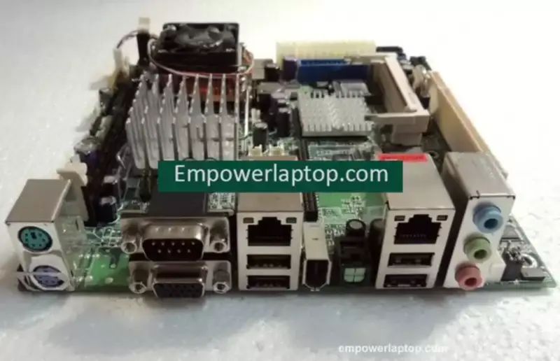 Przemysłowa płyta główna ibase MB896F Mini-ITX
