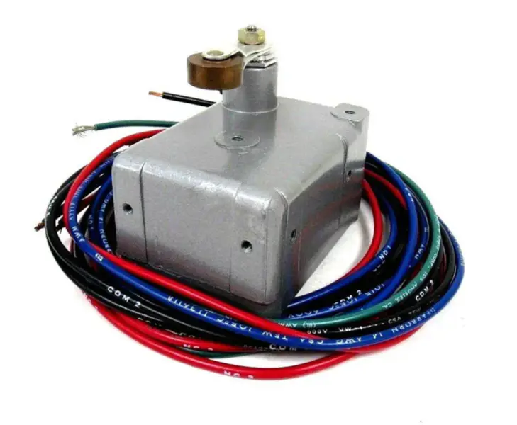 MIKROPRZEŁĄCZNIK EXD-AR30-3