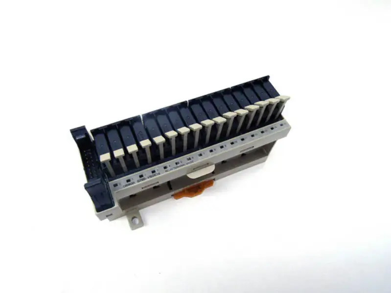 Omron G70D-VS0C16