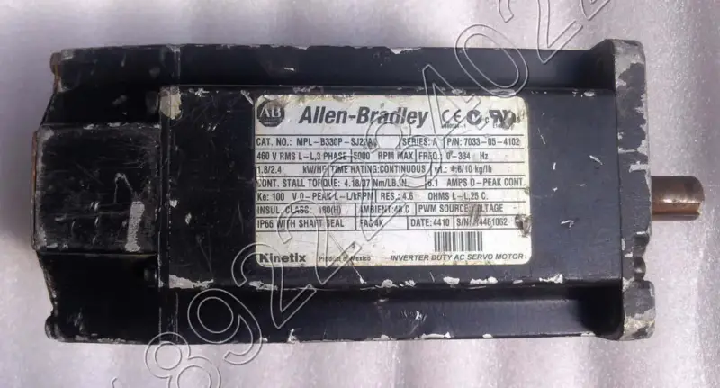 Silnik ALLEN-BRADLEY MPL-B330P-SJ22AA