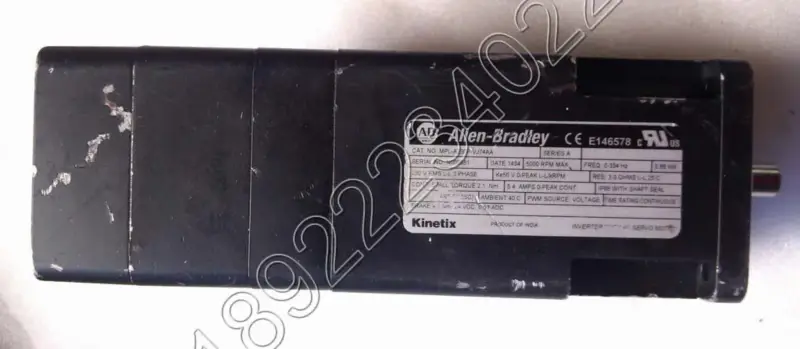 Silnik ALLEN-BRADLEY MPL-A230P-VJ74AA