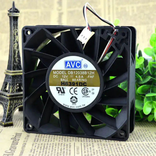 Wentylator AVC 12CM 12038 12V 4.5A DB12038B12H 3-przewodowy