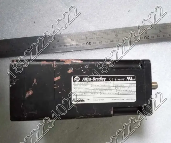 Silnik ALLEN-BRADLEY MPL-B230P-VJ72AA