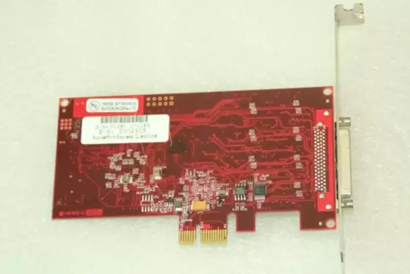 Przemysłowa płyta główna RocketPort Quad/Octa 50025G firmy Comtrol Corporation 5002505