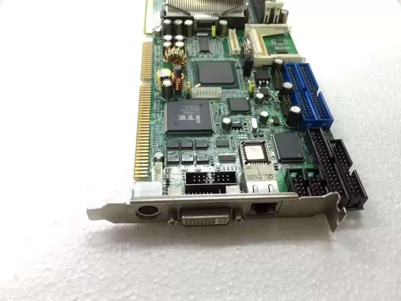 Przemysłowa płyta główna Adlink NUPRO-861 Rev.3.0 z pamięcią RAM