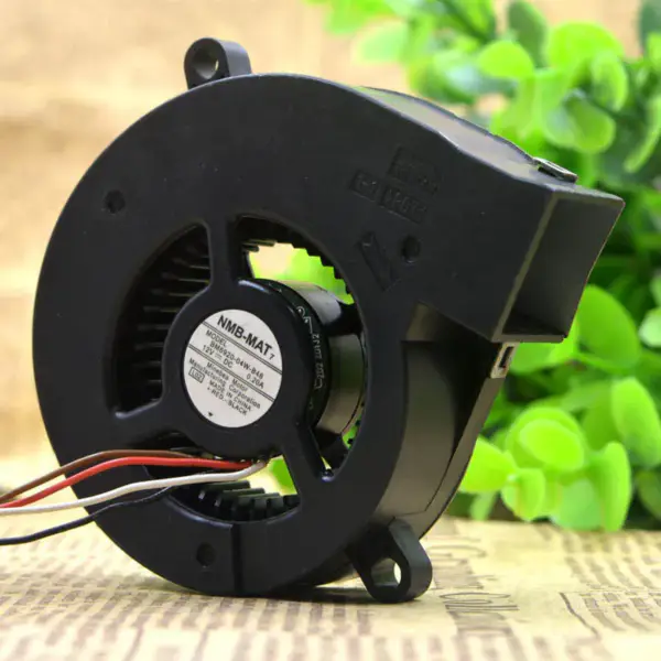 NMB BM6920-04W-B46 wentylator 12V 0.20A 4-przewodowy