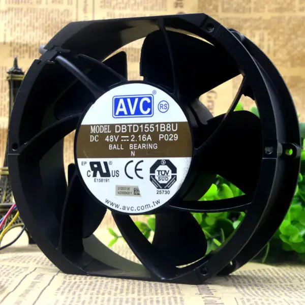 AVC DBTD1551B8U 48V 2.16A 4-przewodowy wentylator pwm