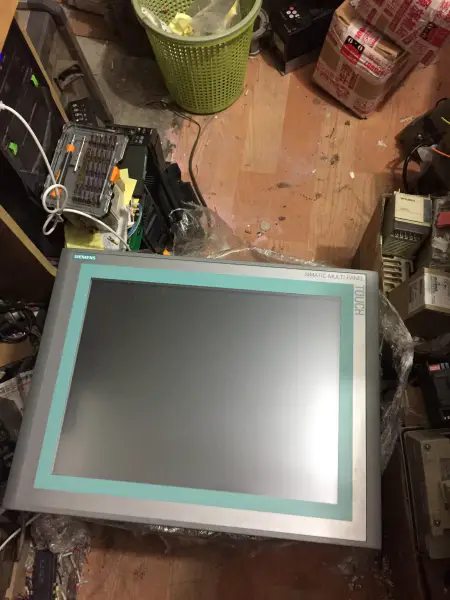 Siemens 6AV6 644-2AB01-2AX0 9.5