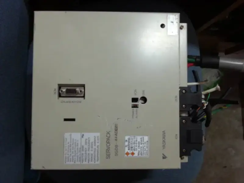 YASKAWA SGDB-44ADGY8 4.4KW