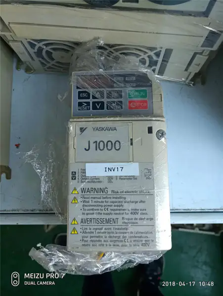 YASKAWA J1000 seria CIMR-JT2A0002BAA 0.4/0.2KW 220V