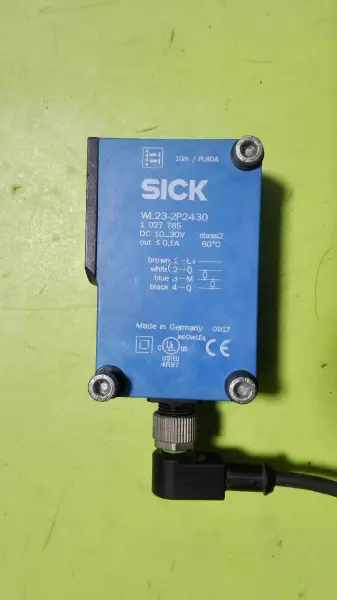 SICK WL23-2P2430 Sensor