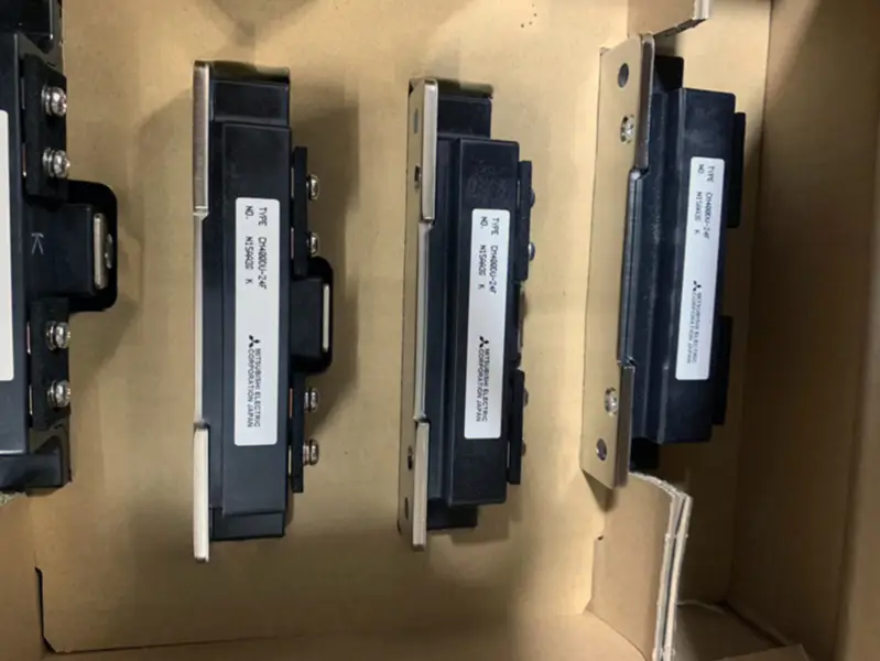 Elektroniczny układ napędowy IC Tranzystory mocy IGBT Moduł CM100DY-24A 1200V 100A