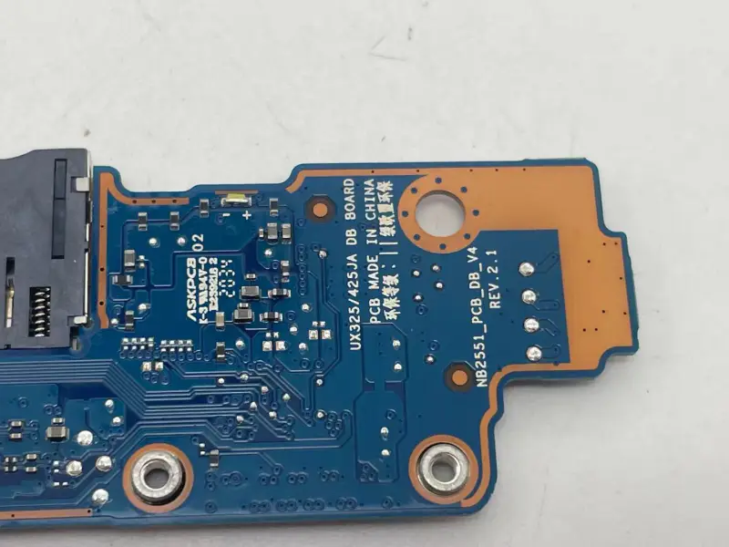 Asus ZenBook 13 14 UX325JA UX425JA UX425IA Karta SD Karta interfejsu USB 60NB0OY0-IO1020 60NB0RT0-IO1010