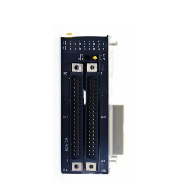 Wyprodukowane w Japonii sterowniki PLC Omron serii CJ1W Moduł wyjściowy CJ1W-OD261 Prix