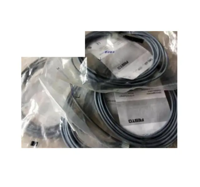 Przełącznik Pushixin SMT-10M-PS-24V-E-0.3-L-M8D