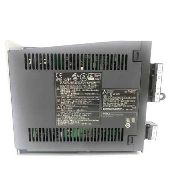 NOWY serwonapęd silnikowy Mitsubishi Melservo serii JE o mocy 2 kW MR-JE-200A
