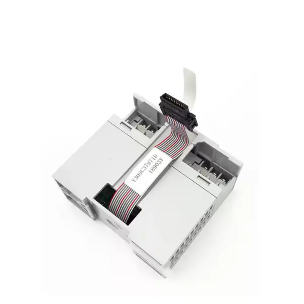 Mitsubishi MELSEC IQ-F PLC FX5 Rozszerzający moduł wejściowy FX5-8EX/ES