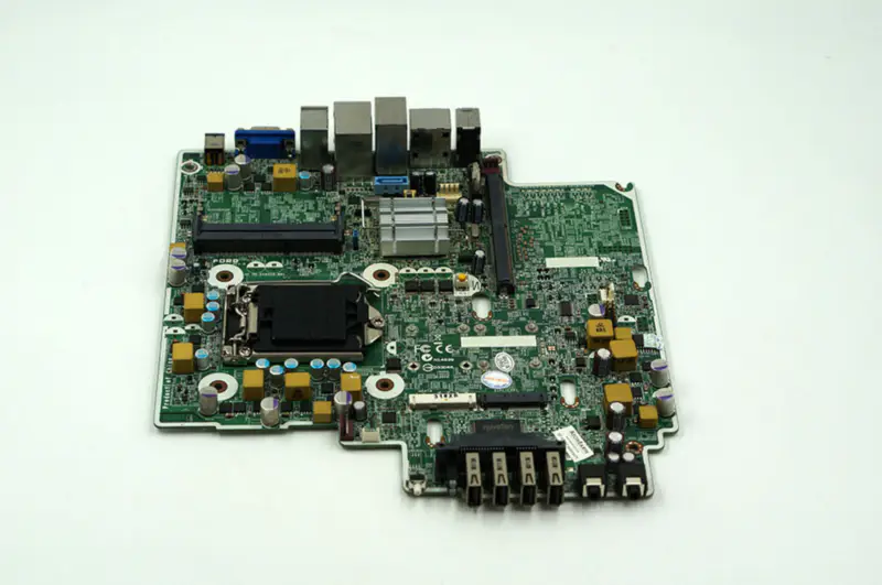 Płyta główna HP 8300 Elite 656939-001 711787-001/501/601 656937-002