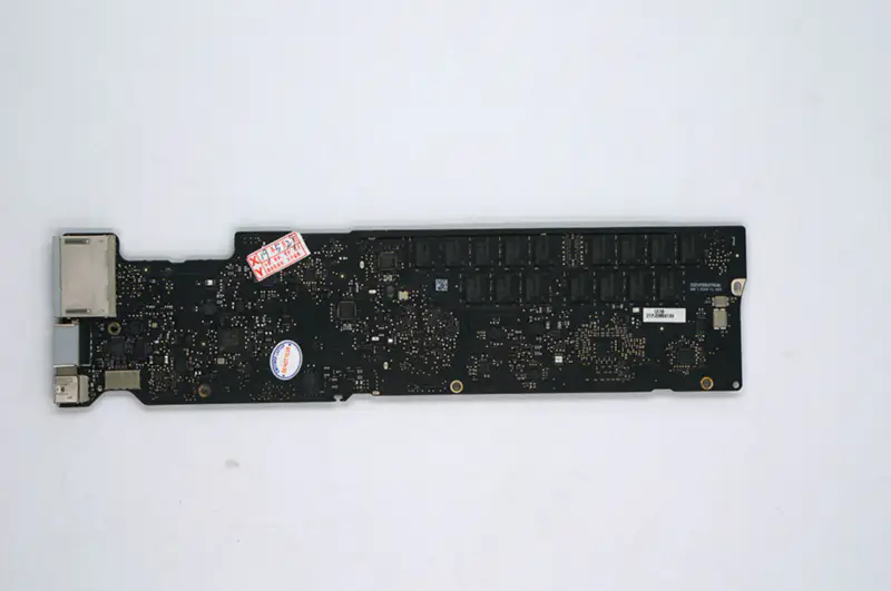 MacBook Air (13 cali, połowa 2011 r.) A1369 EMC2469 i5 G2 1,7 GHz, płyta główna 820-3023-A