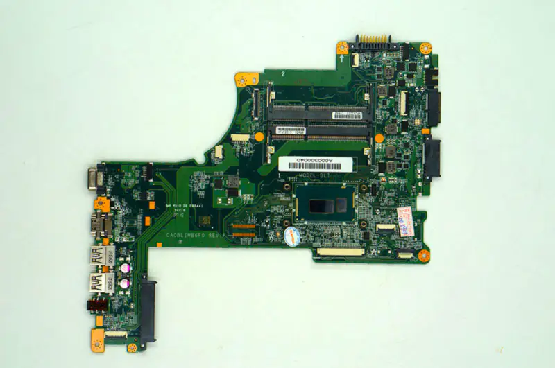 Płyta główna Toshiba L55-B5237 DA0BLIMB6F0