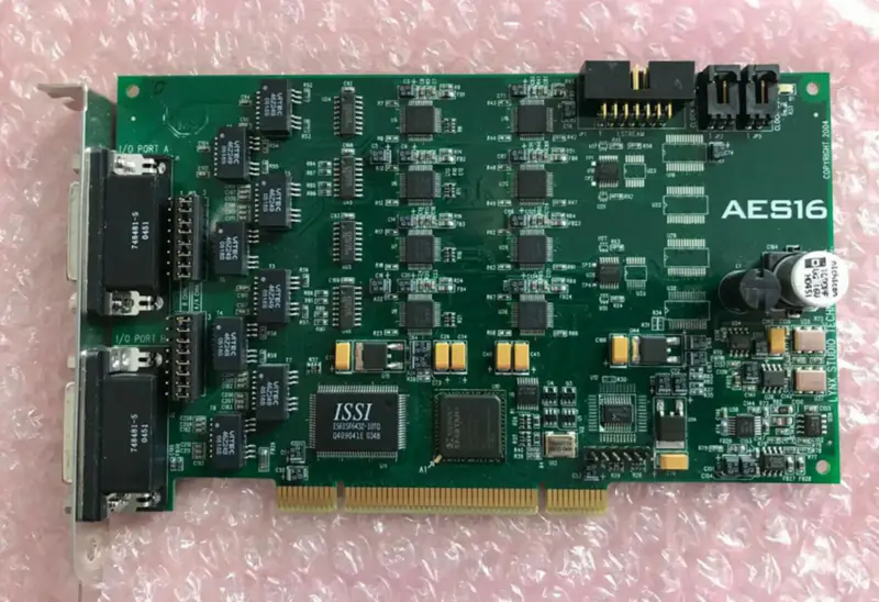 Lynx AES16 8-kanałowy interfejs audio AES/EBU PCI A/D/A 192kHz /DAB/Streaming