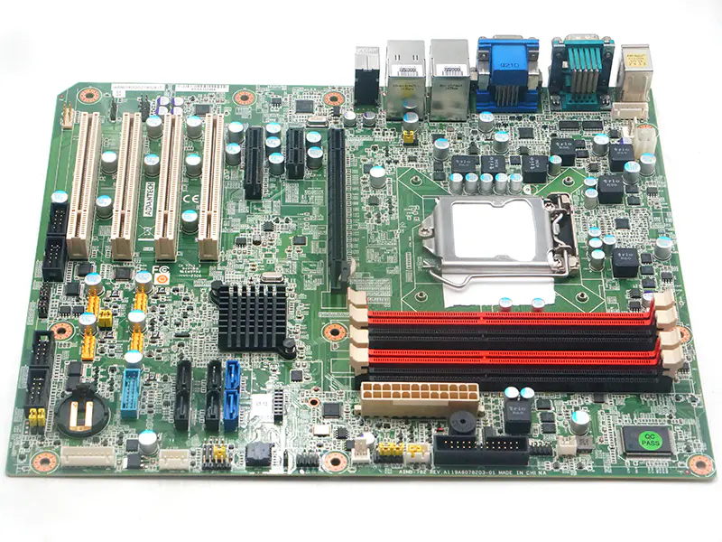 Przemysłowa płyta główna Advantech AIMB-782 REV.A1 AIMB-782QG2