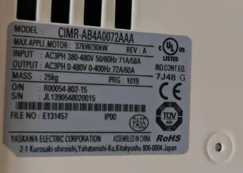 Falownik YASKAWA A1000 CIMR-AC4A0072AAA