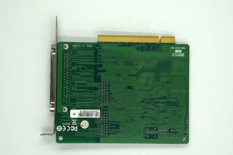 Przemysłowa płyta główna Moxa PCI Serial Cards CP-114 z 4 portami RS-232/422/485