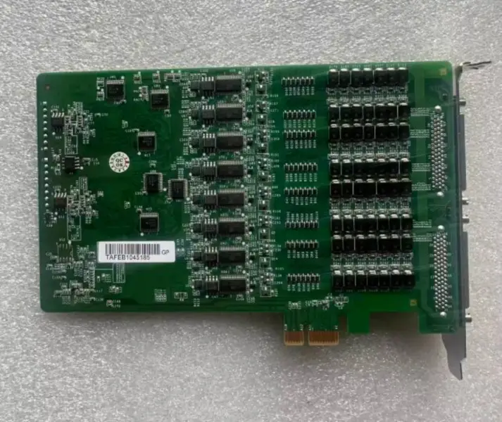 Karta szeregowa MOXA CP-116E-A