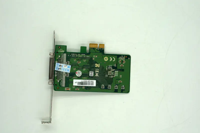 Przemysłowa płyta główna Moxa CP-168EL-A z 8 portami RS-232 PCI Board