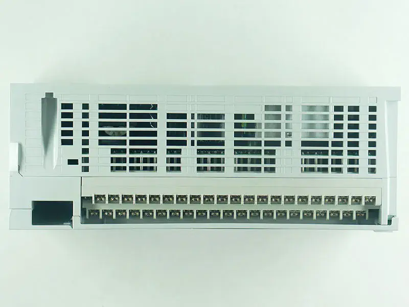 Moduł sterownika PLC Mitsubishi FX5U-64MT/ES