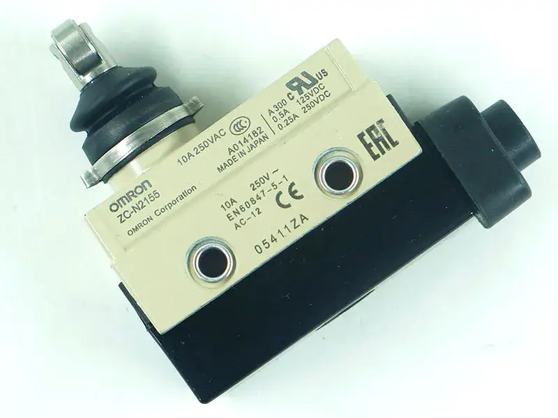 Przełącznik Omron ZC-N2155