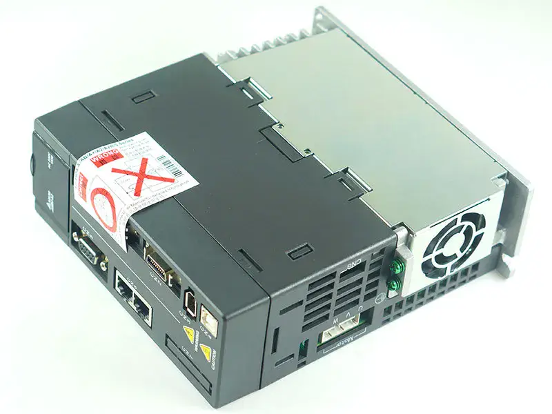 Serwomotor Delta ECMA-C11010RS ASD-A2-1021-M