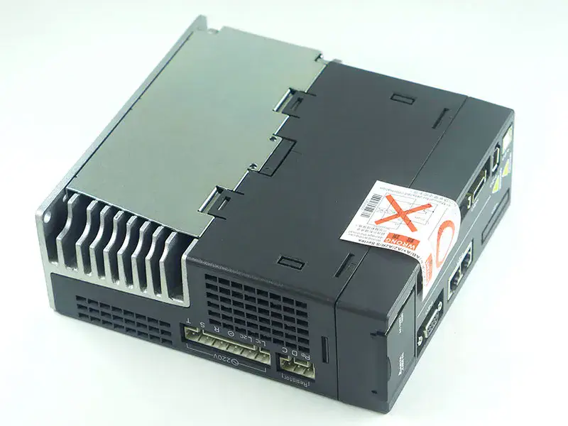 Serwomotor Delta ECMA-C11010RS ASD-A2-1021-M