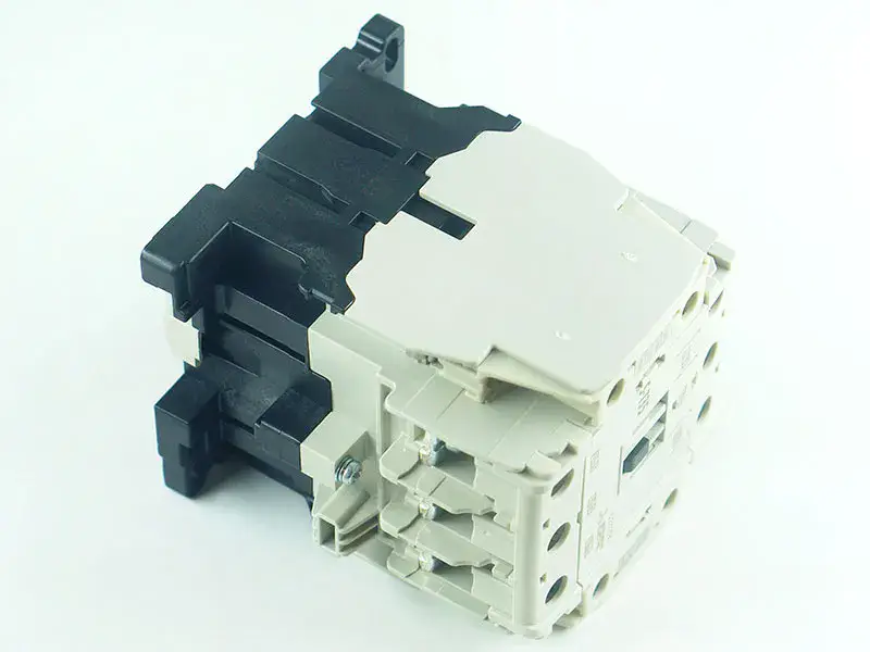 Stycznik magnetyczny Mitsubishi S-T35